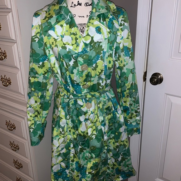 Nine West lined & belted floral trench coat